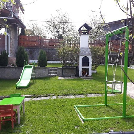 Вила Багрянови Dospat Esterno foto